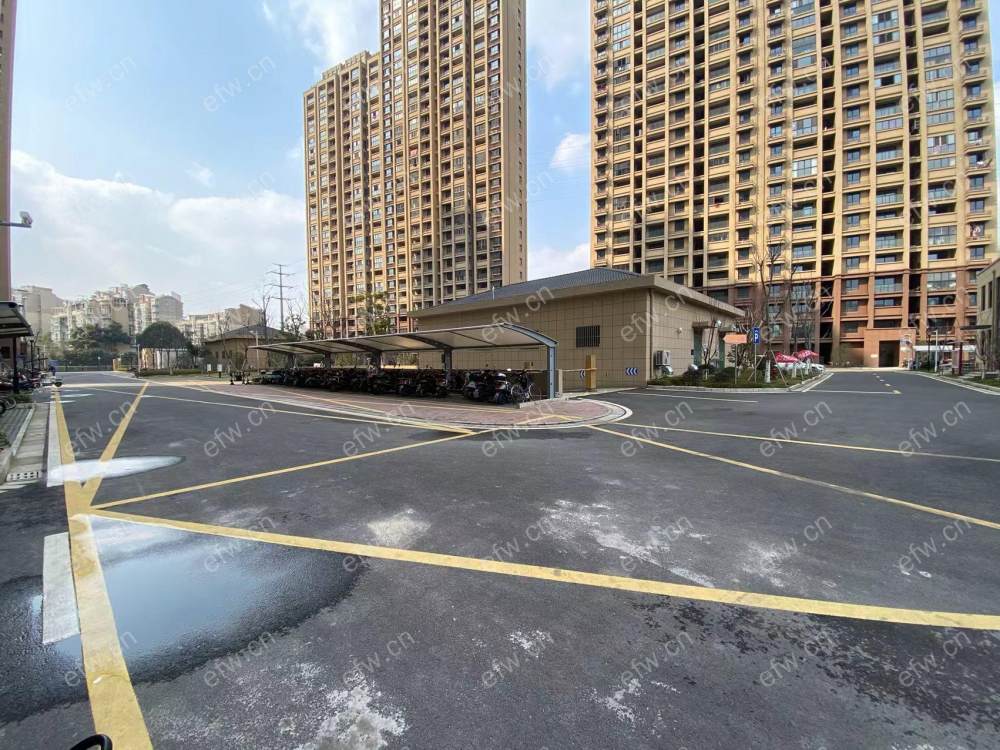 西郊佳苑 万达大润发旁 19年房龄 育红总校河埒中学