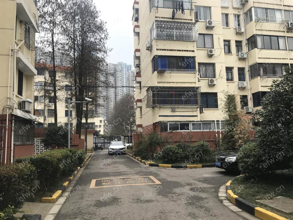 沁园新村 2室1厅,拎包入住，设施齐