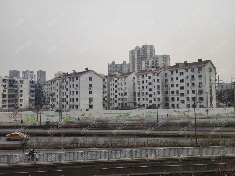 东风家园 2室1厅看房方便
