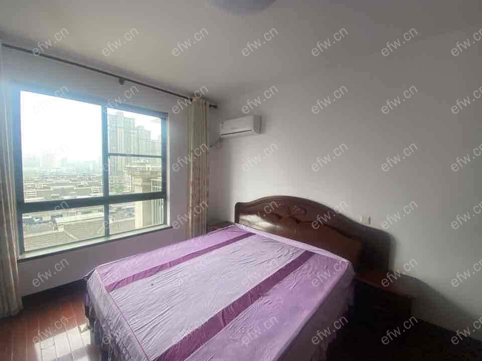 康桥丽景 3室2厅精装修