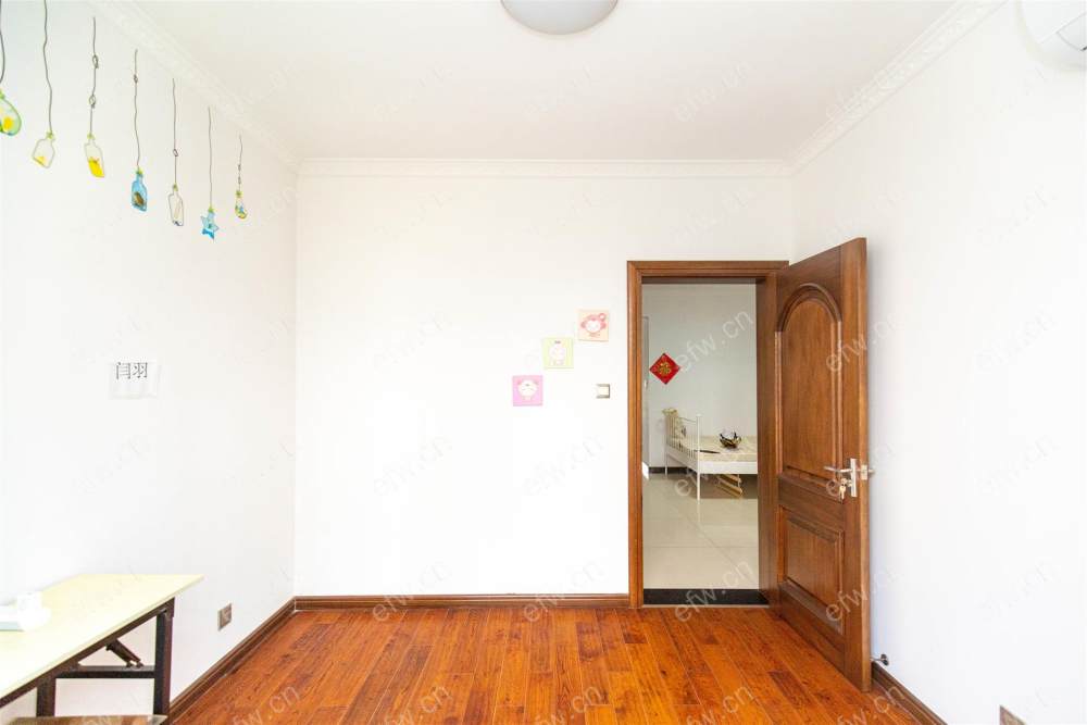婚装全明东边户3房,瑜憬湾 格局工整合理