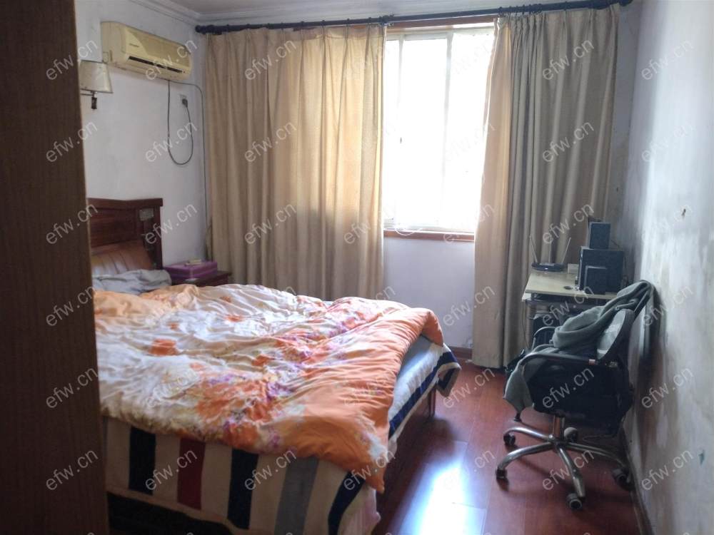 溪南新村 3室1厅