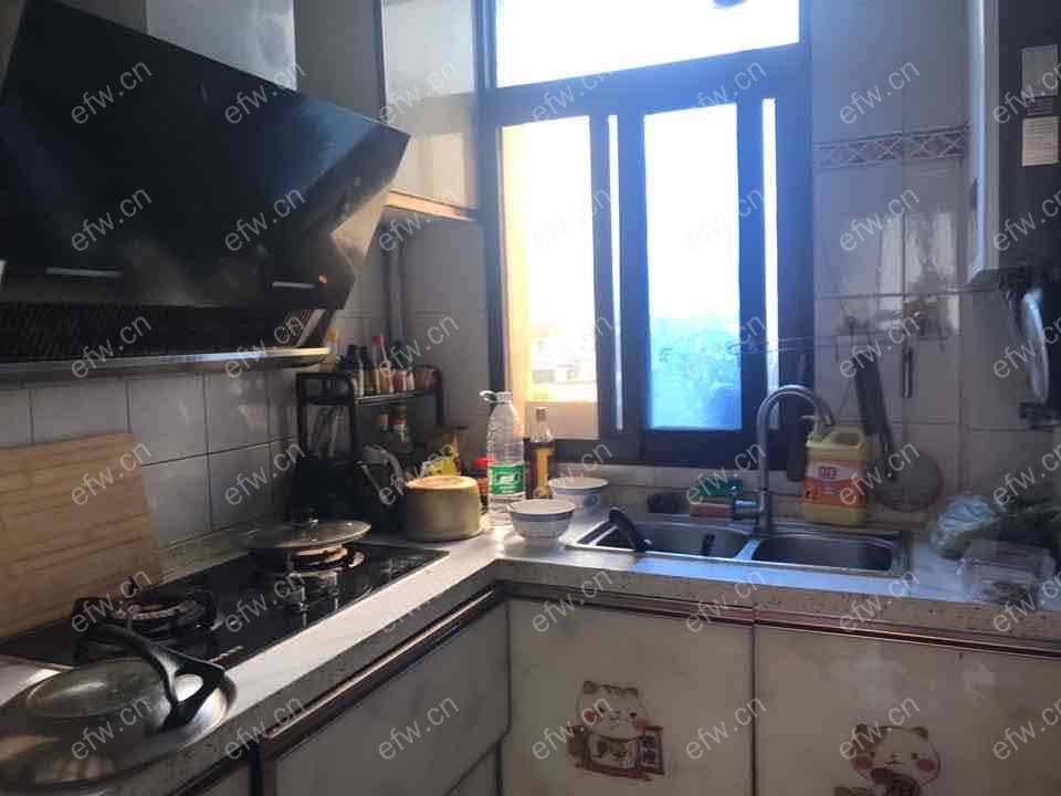 沁园新村精装2室  随时看房 拎包入住