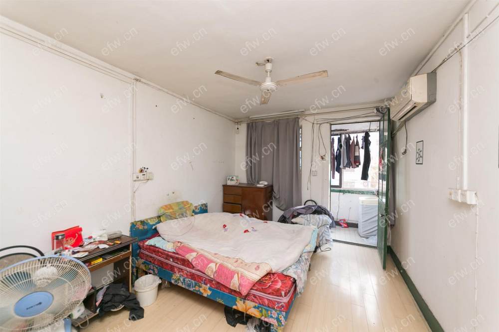 建筑新村 经典1房 东边户 全明 精装修！