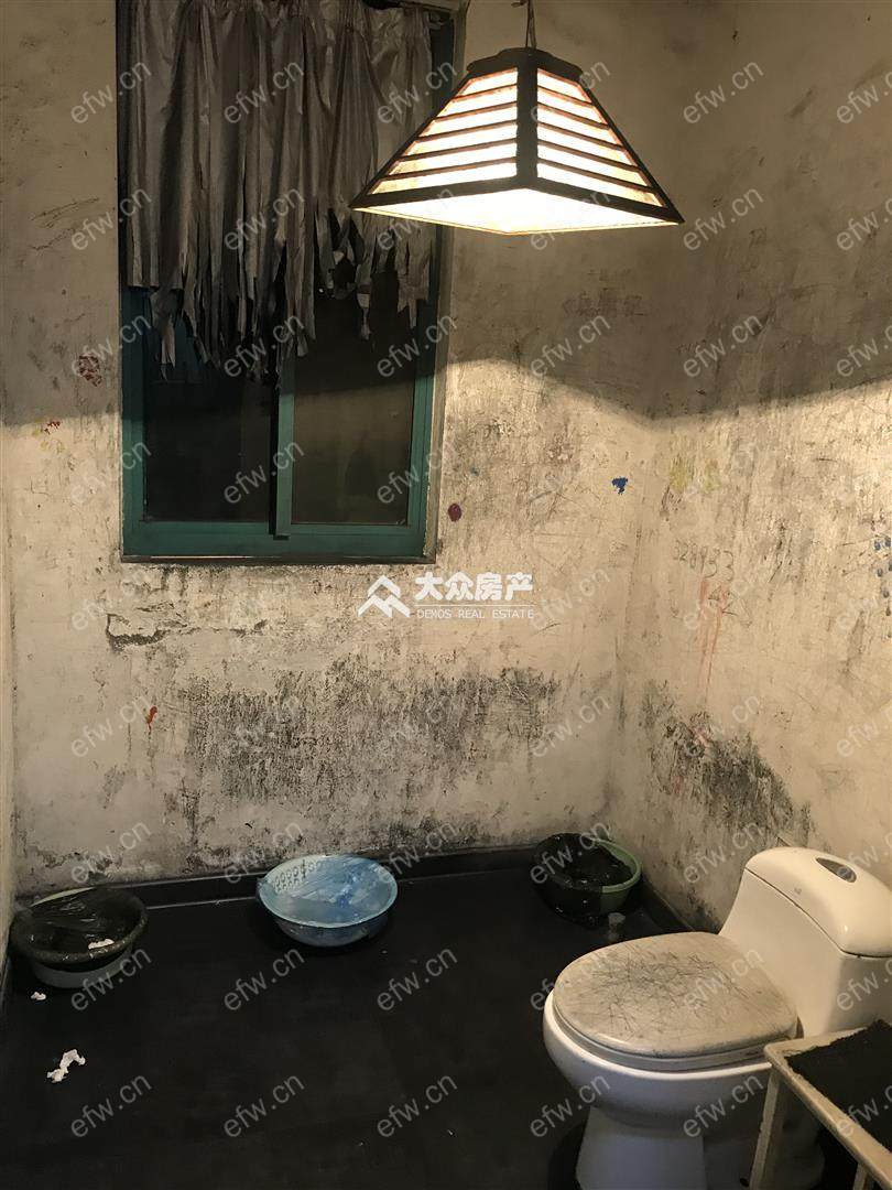 五爱家园  纯毛坯  边租边卖
