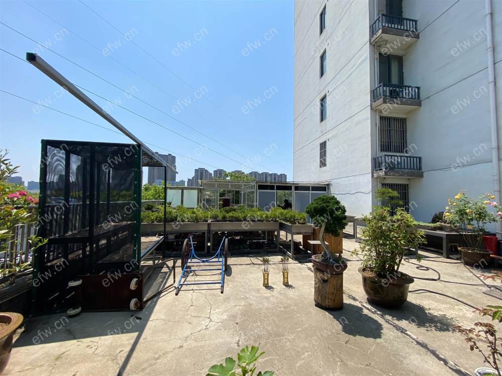 锡景苑 3室1厅带大露台出售