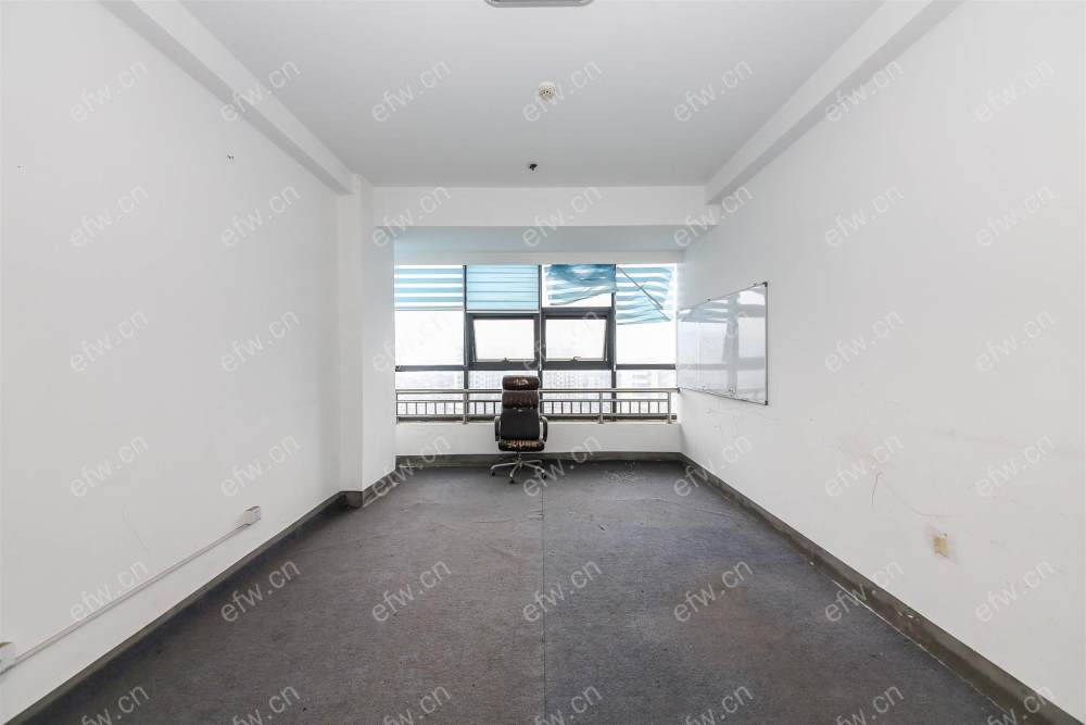 1房豪装拎包即住,民丰路尽享优雅品质,多重阳台+飘窗