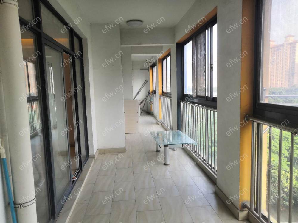 阳光100际新城东区（500-526) 3室2厅
