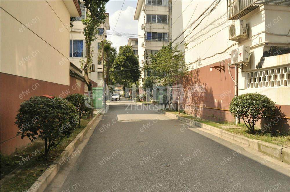 广丰三村 2室1厅  交通方便