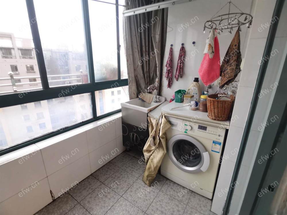 广石家园 2室2厅，自住精装，家电齐全