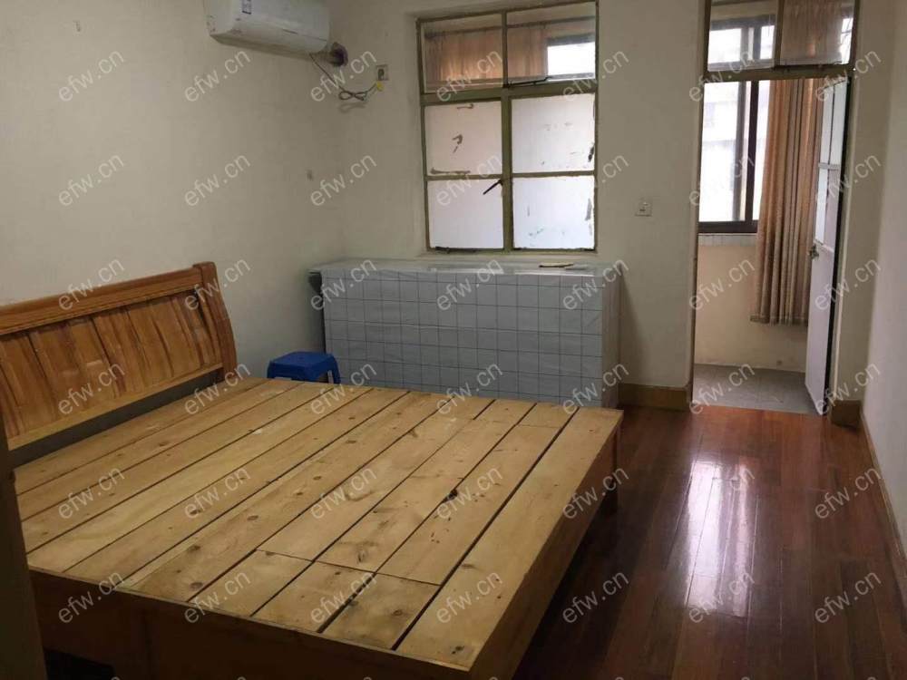蓓蕾新村 1室1厅,提前半小时预约