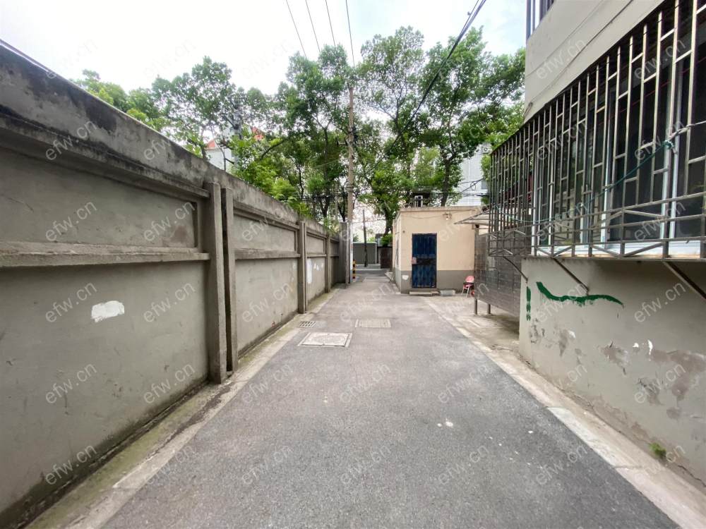 婚装全明东边户2房房东着急卖