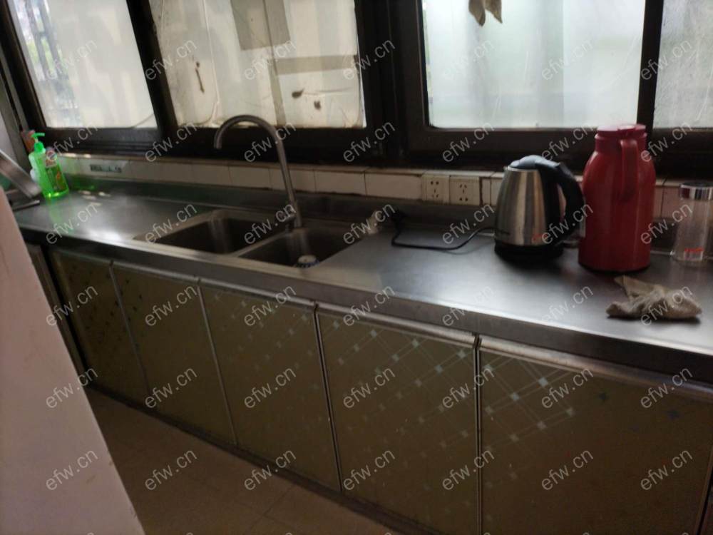 嘉泰公寓(绿塔路） 4室1厅