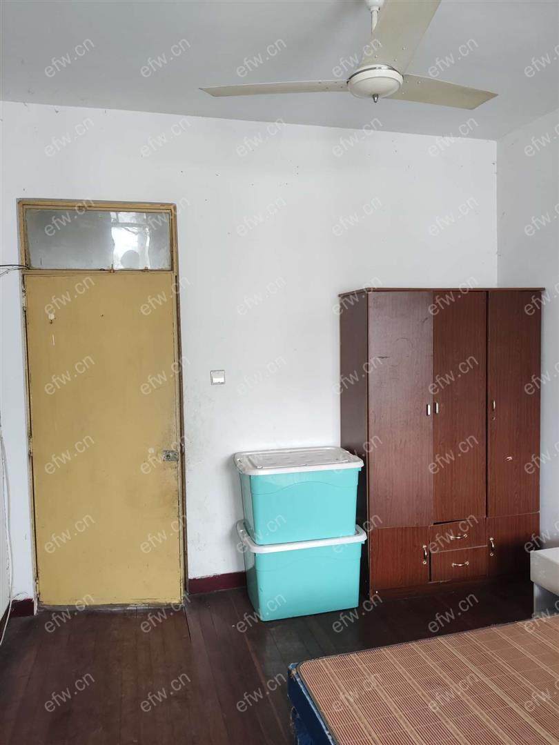 中南新村 1室1厅