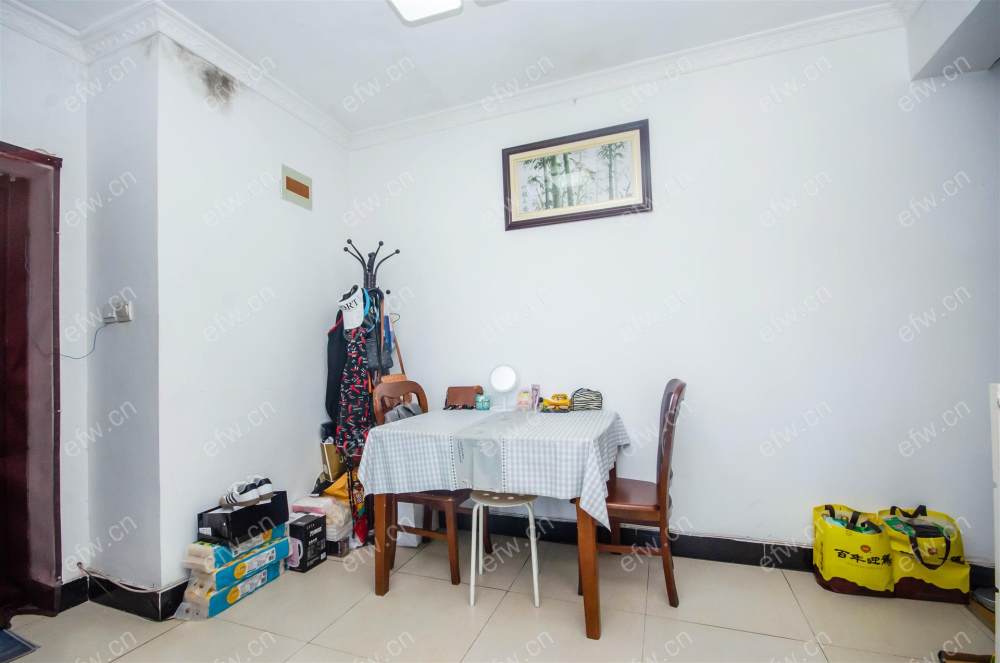 婚装全明东边户2房,喻松桥 格局工整合理
