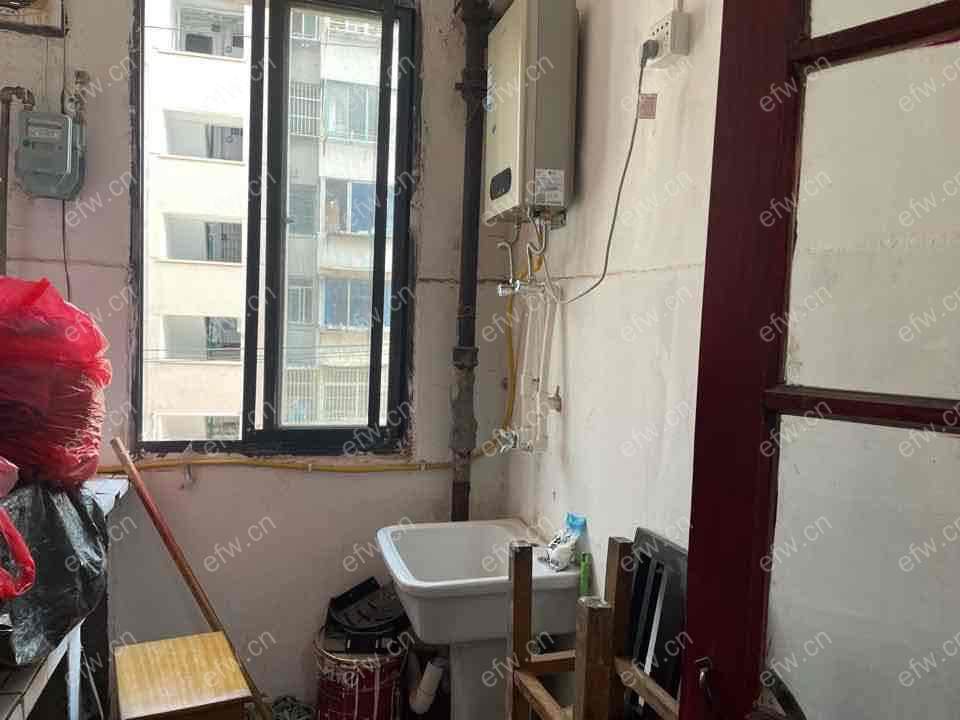 刘潭二村 1室1厅