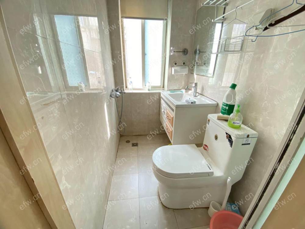 village room房 全明户型 另送家电