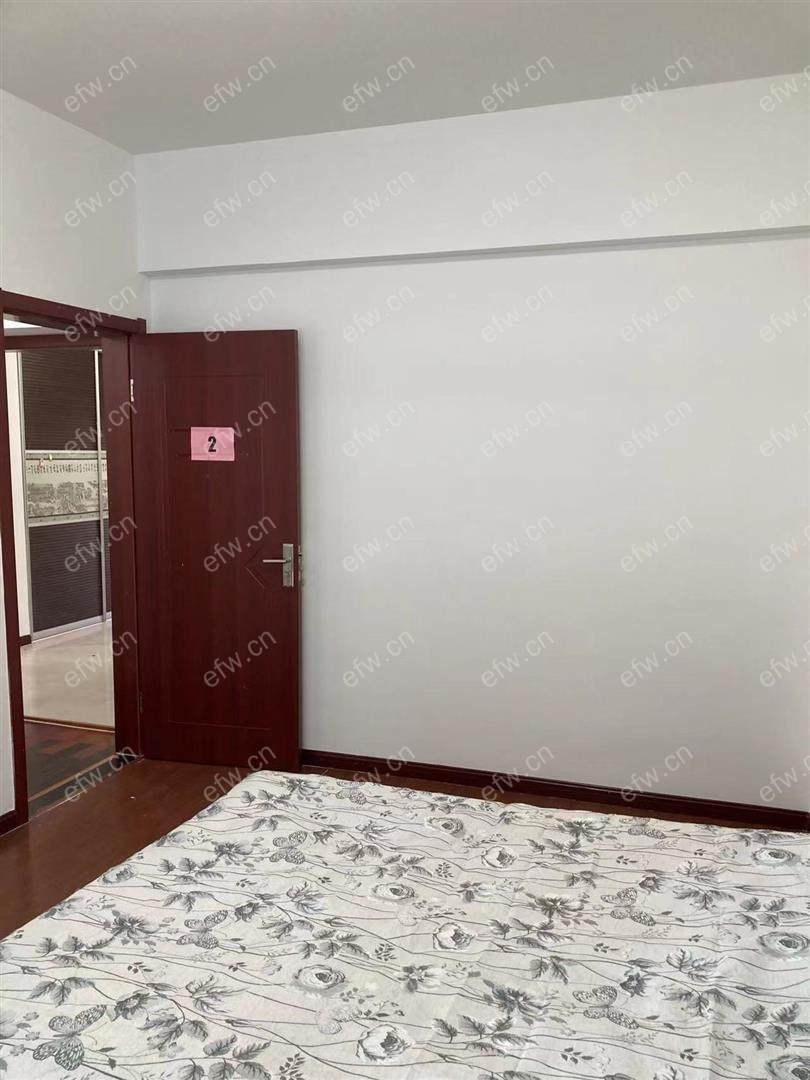 学前街小区（88号) 3室1厅