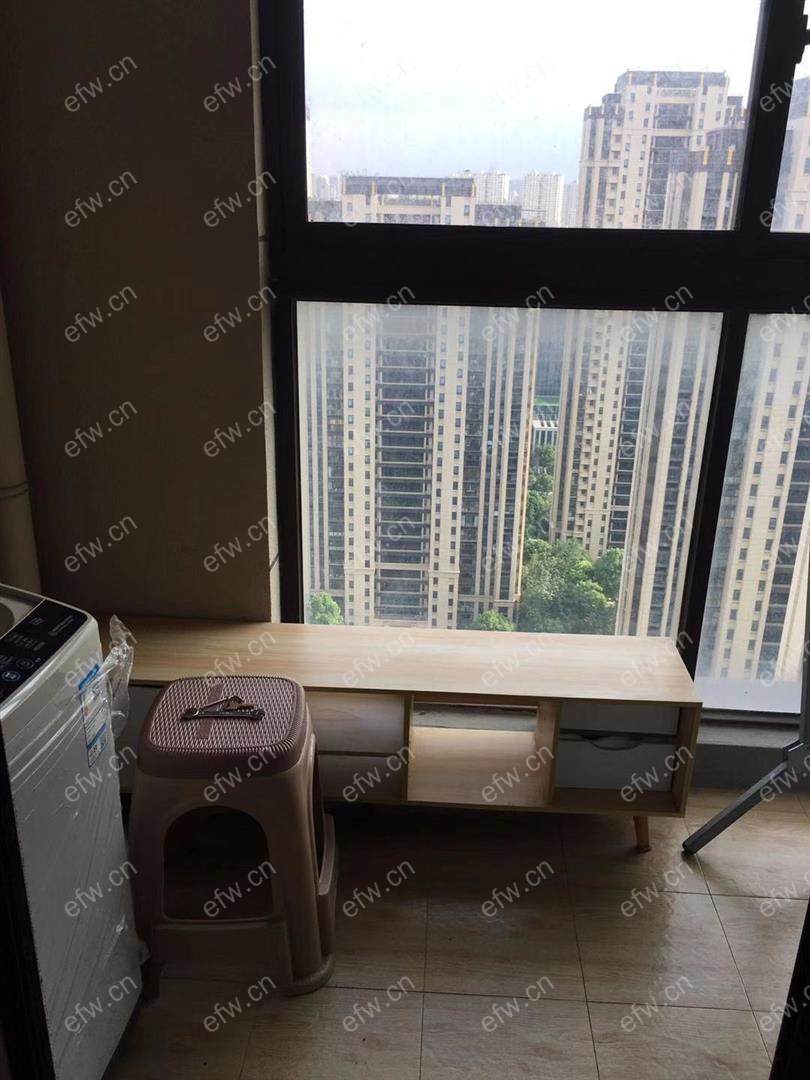 中城誉品   简装3室2厅