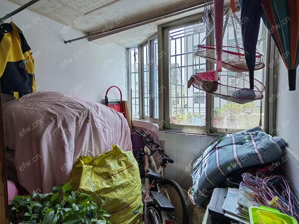 新光小区 3室2厅