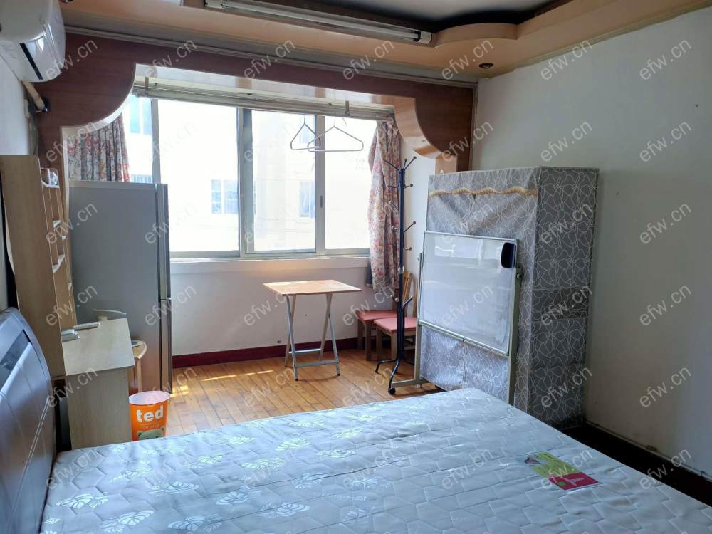 青山一村 1室1厅....