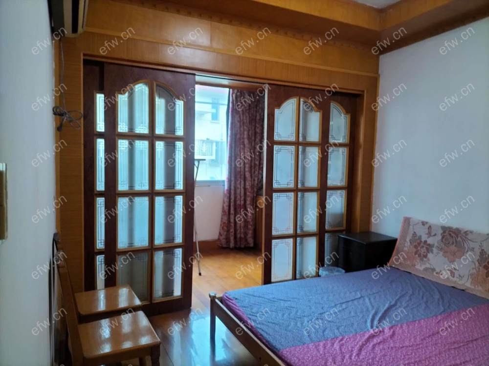 东河头巷 1室1厅地铁口，随时看房