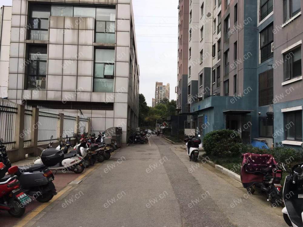 环湖苑 3室2厅1卫