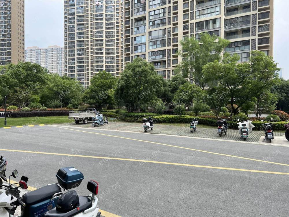 年华里（九龙仓时代上城C区） 4室2厅