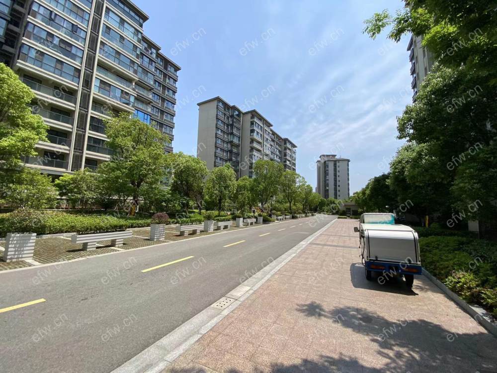 吉宝澜岸铭邸 4室2厅 精装修拎包入住 户型好