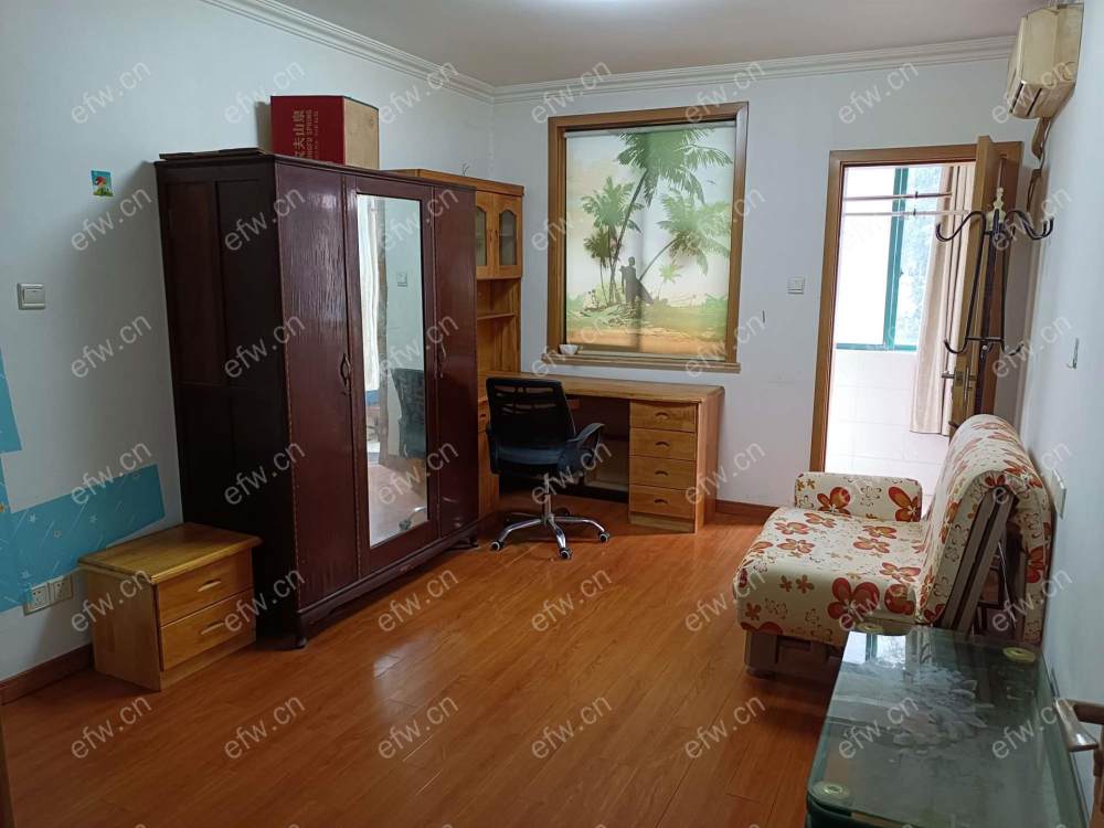 village room房 全明户型 另送家电