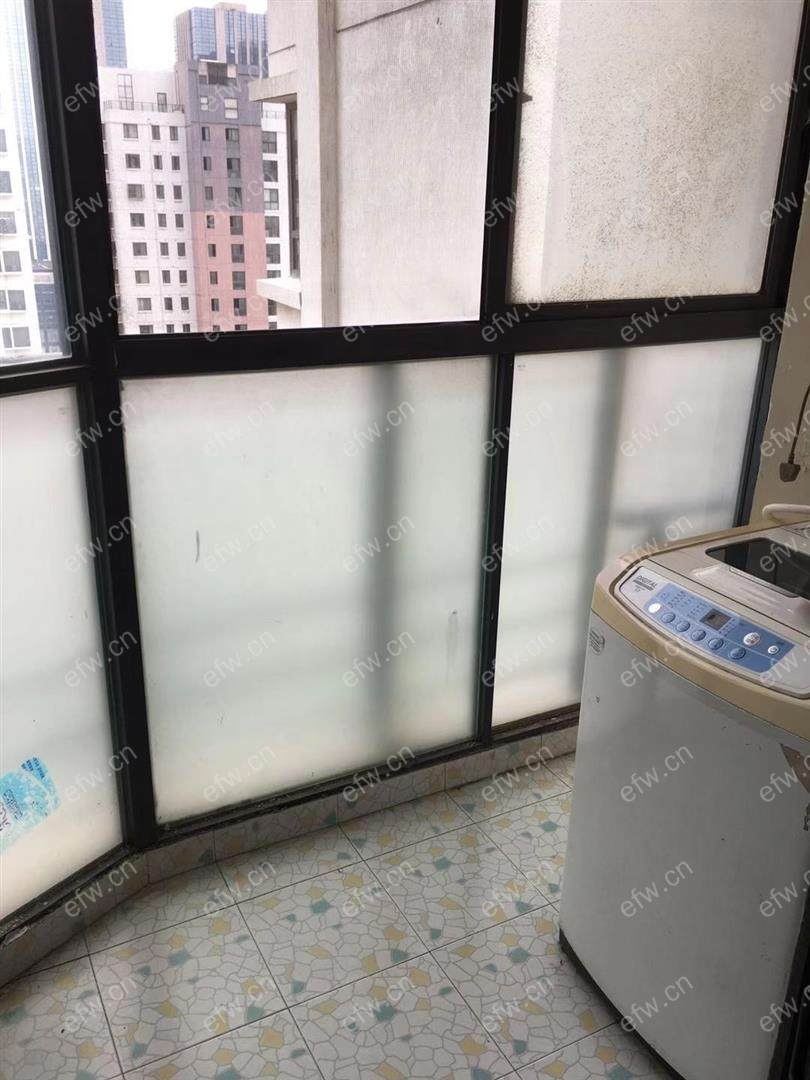 环湖苑 3室2厅1卫