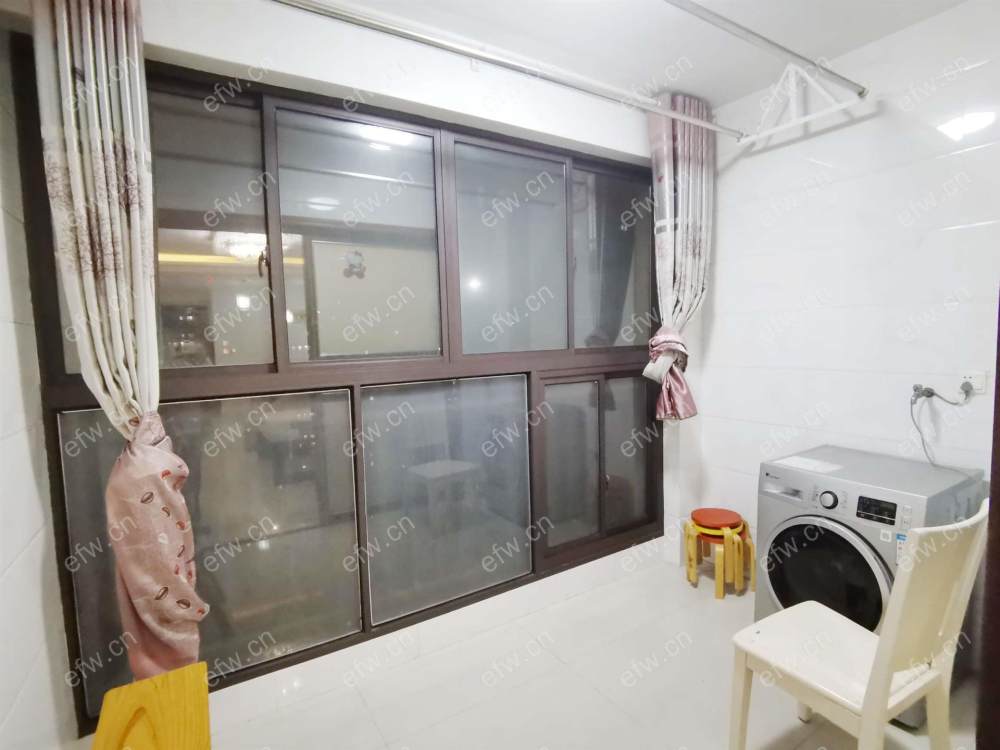 中锐隽园 2室2厅  精装   拎包入住