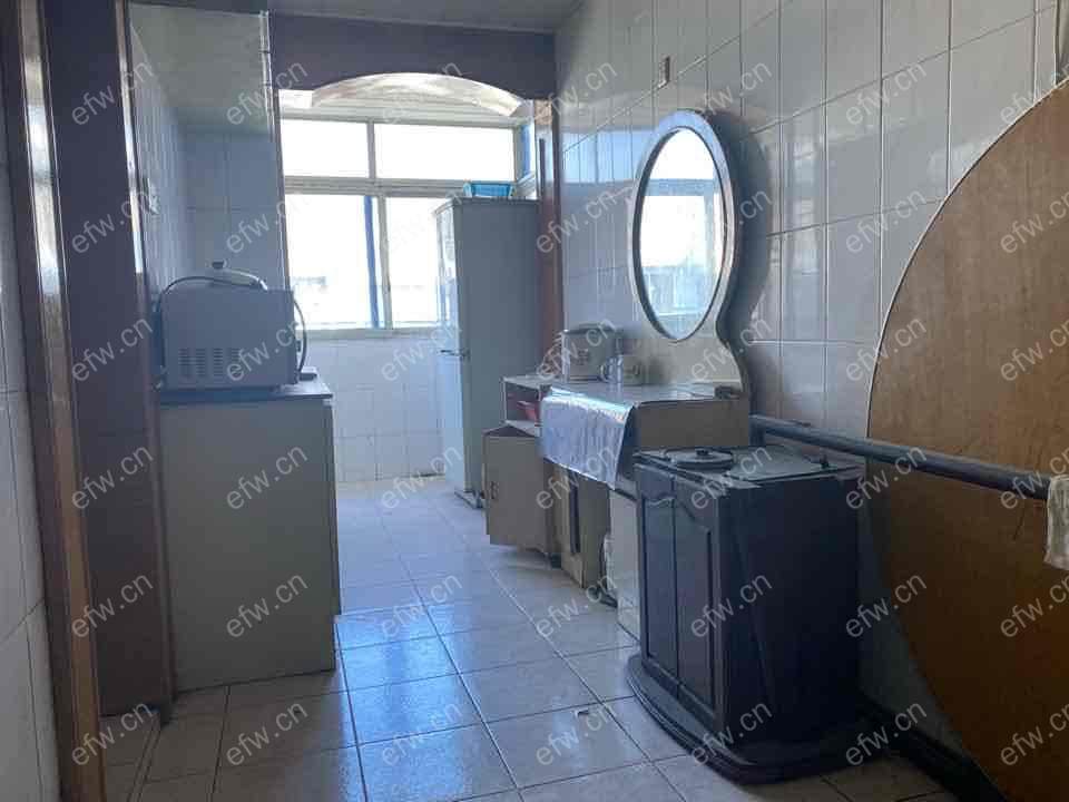 可做员工宿舍，顶带阁，妙光苑精装3室  随时看房 拎包入住