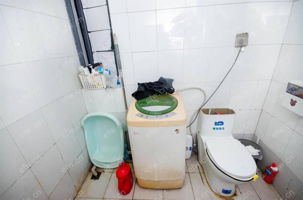 新乐苑小区 2室1厅