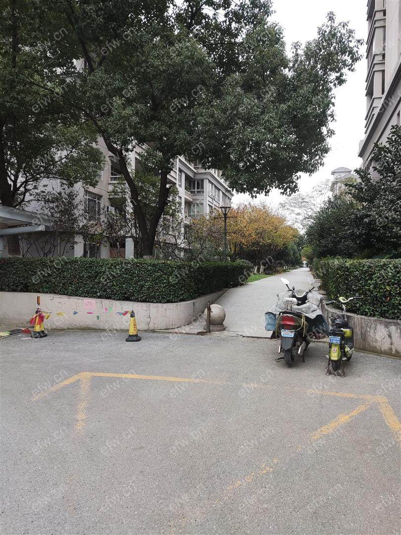和睦家园位置好，环境优雅，89平米精装2房