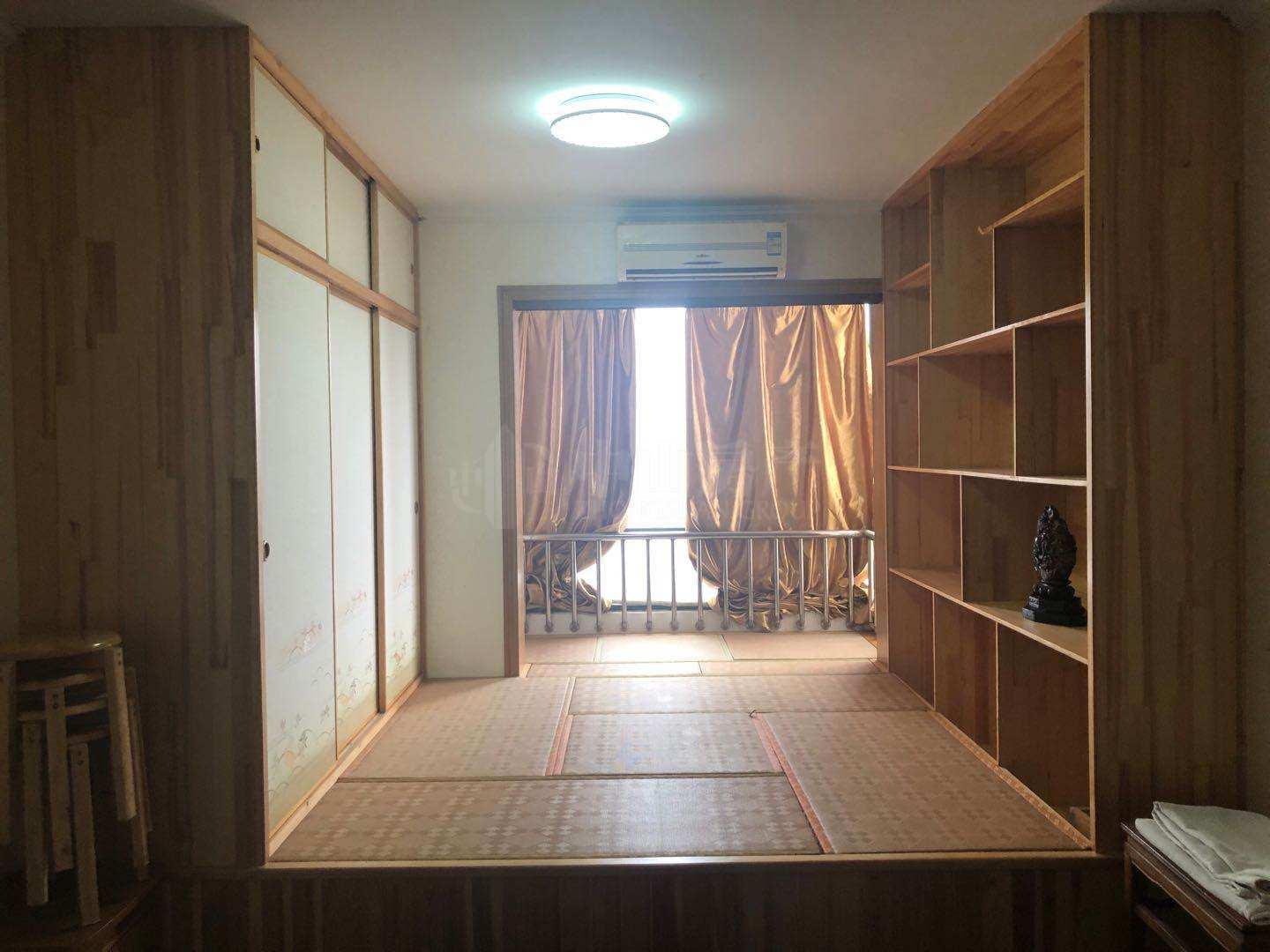新江南花园 1室1厅