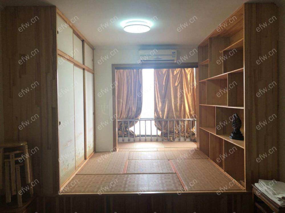 新江南花园 1室1厅