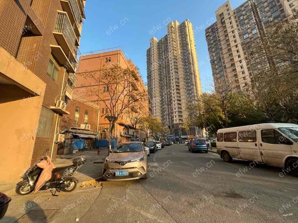 东风家园 2室2厅111