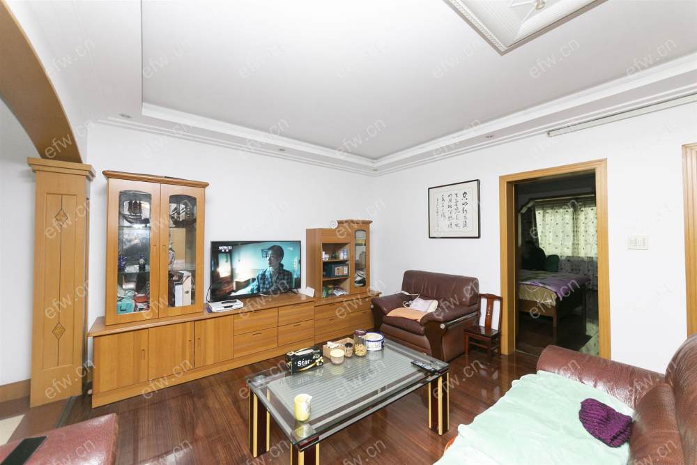 看房提前预约，看中可以谈