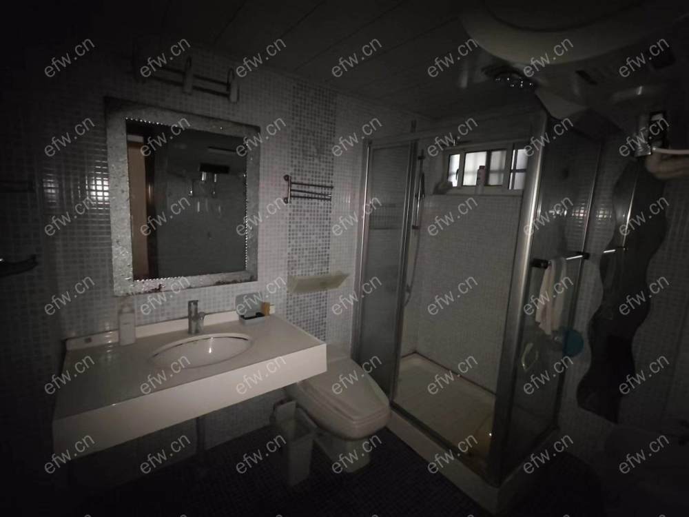 village位置好，环境优雅，area平米精装room房
