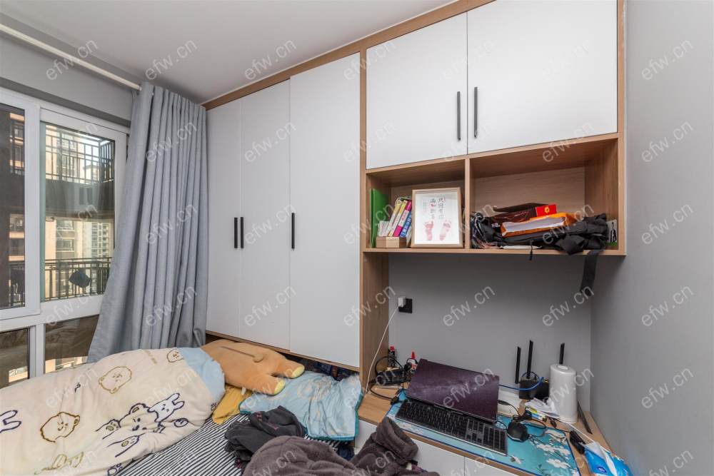 精装修 三房看房方便