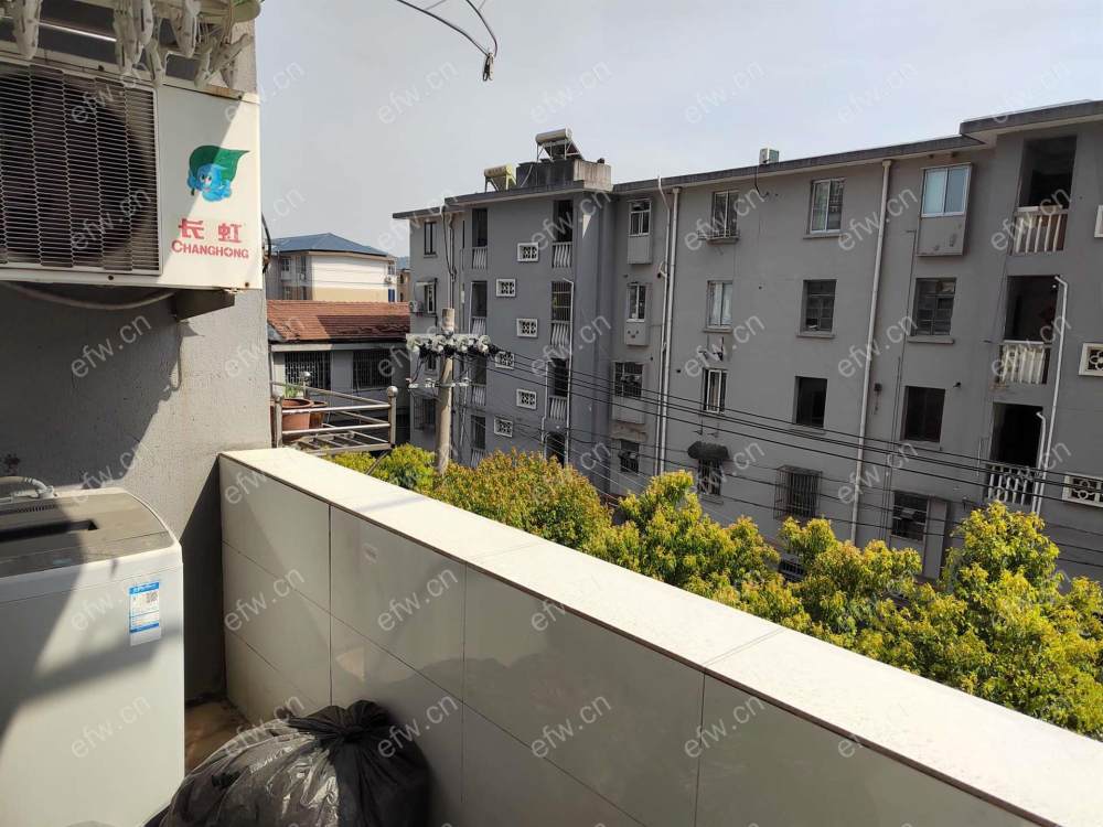 南扬新村 1室1厅1卫精装修设施齐全拎包入住