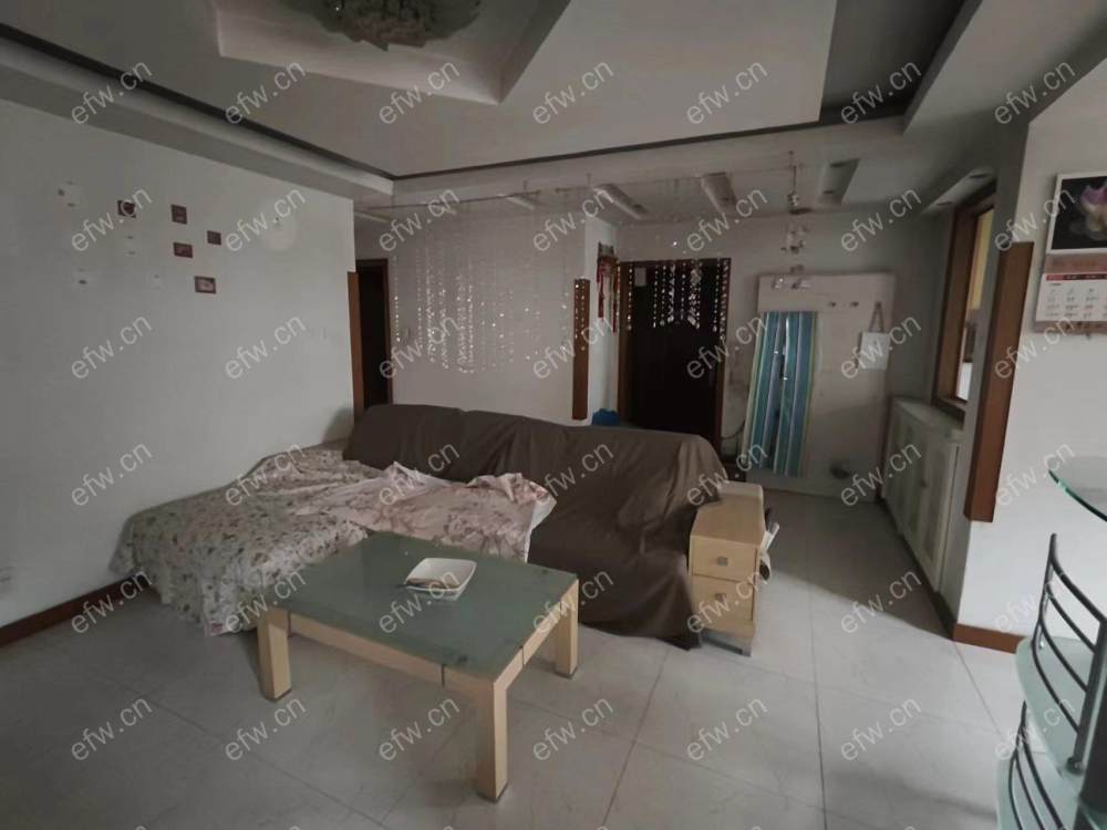 village位置好，环境优雅，area平米精装room房