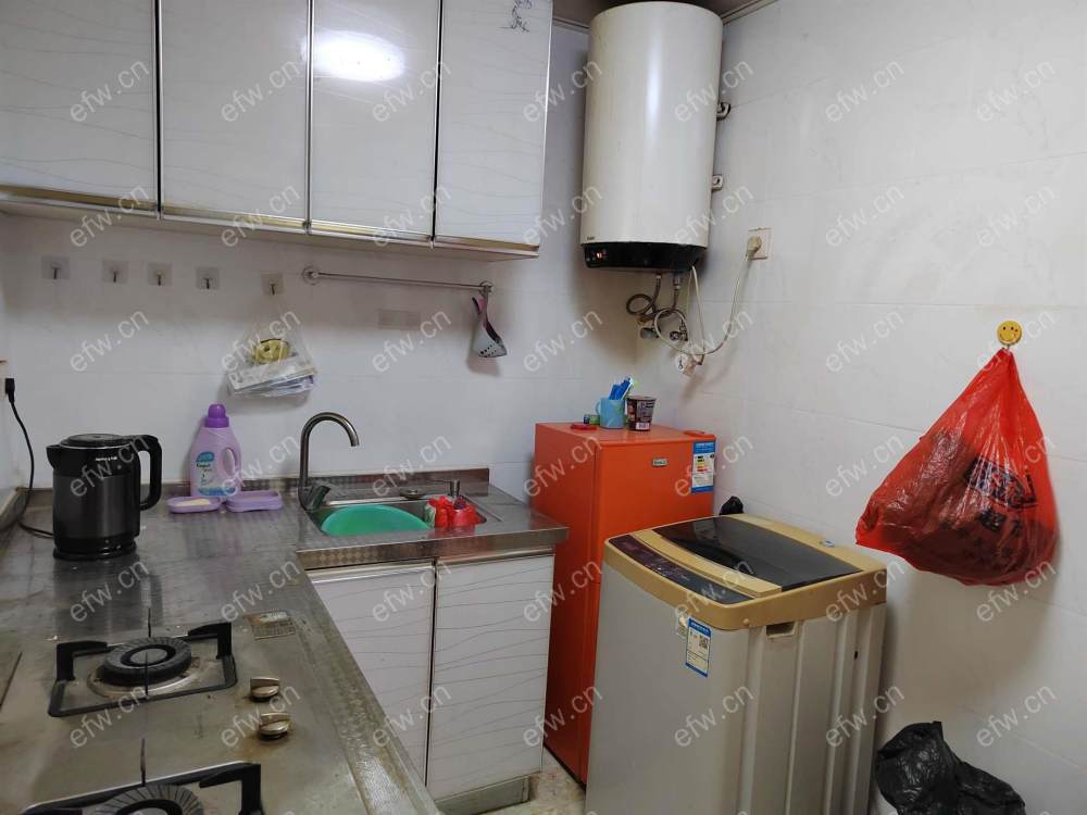 南扬新村 1室1厅1卫精装修设施齐全拎包入住