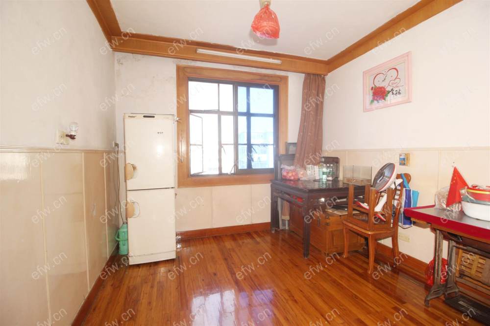 village 年轻时尚,room居室,观景房,落地大飘窗,采光视野一流