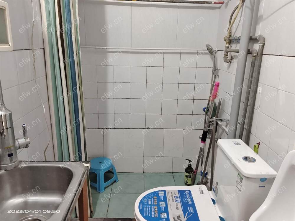 刘潭三村 1室1厅