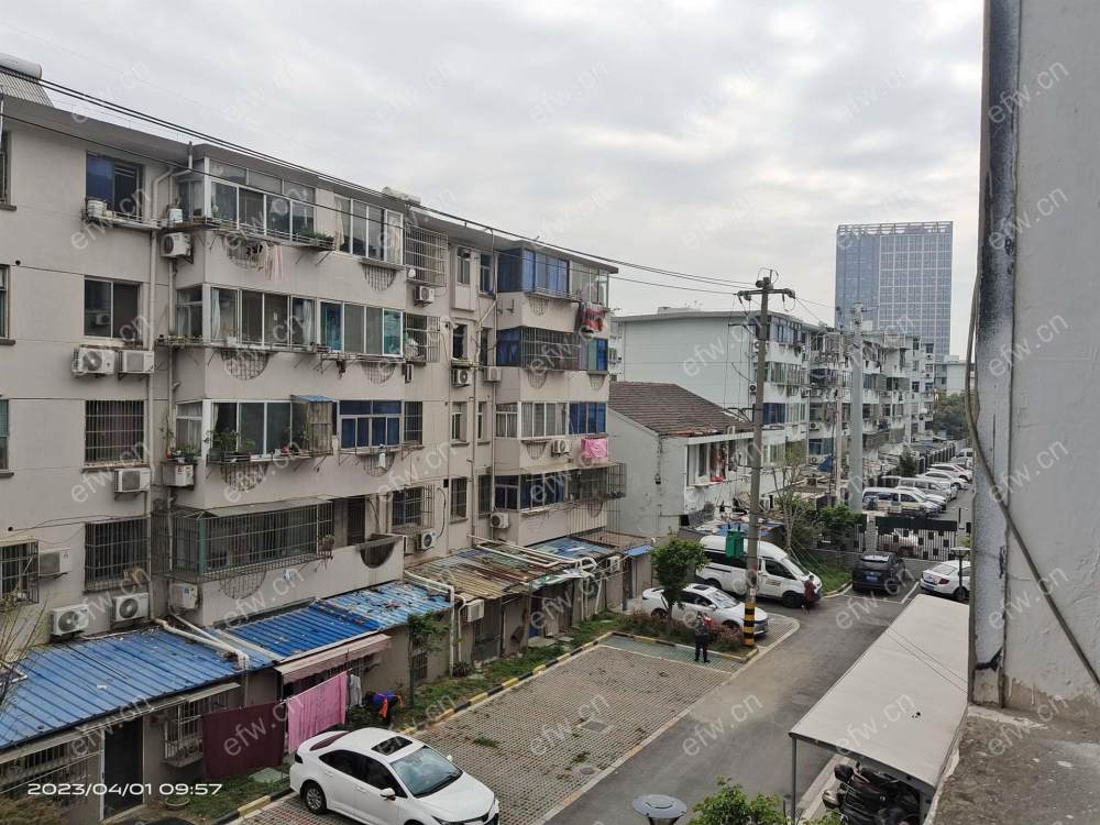 刘潭三村 1室1厅