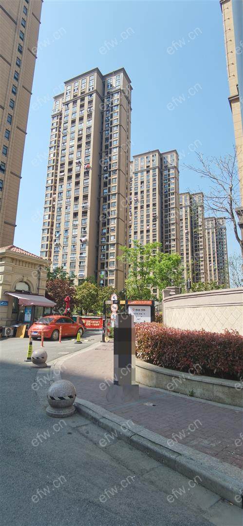 华府庄园十区 3室2厅，精装修，家具家电全，省锡中可用，地铁口