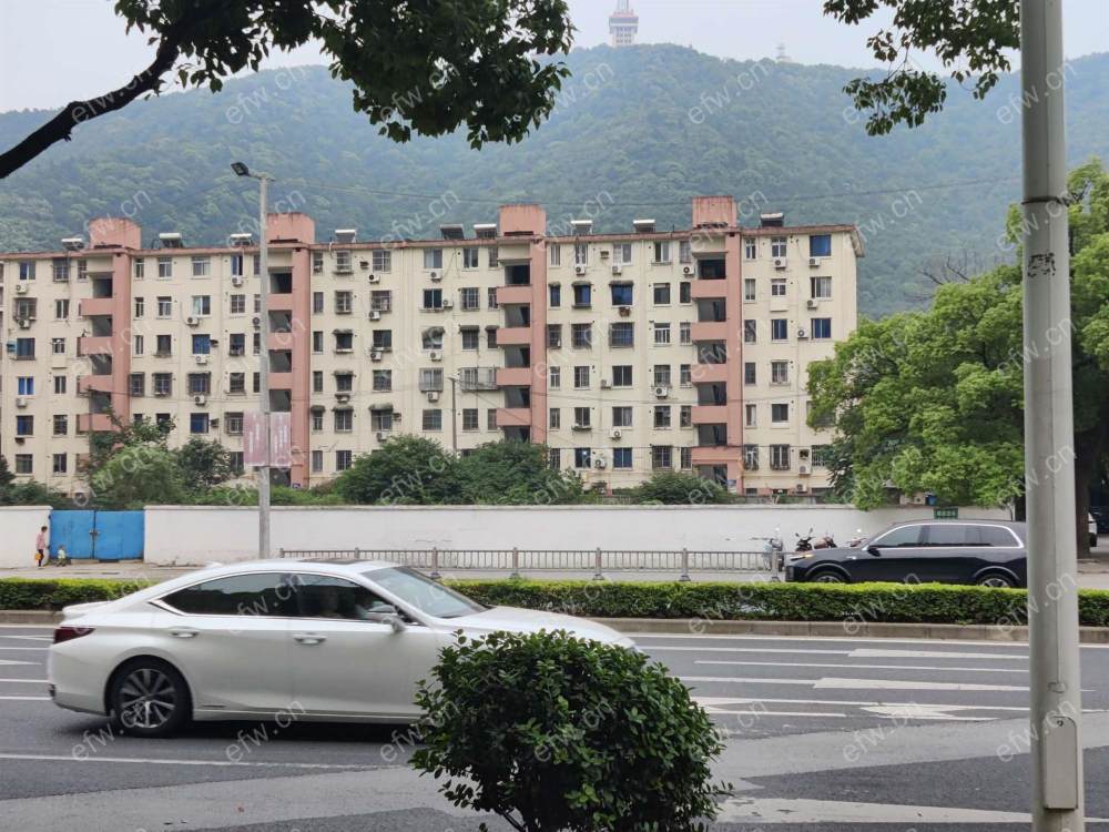 惠钱三村 2室2厅....