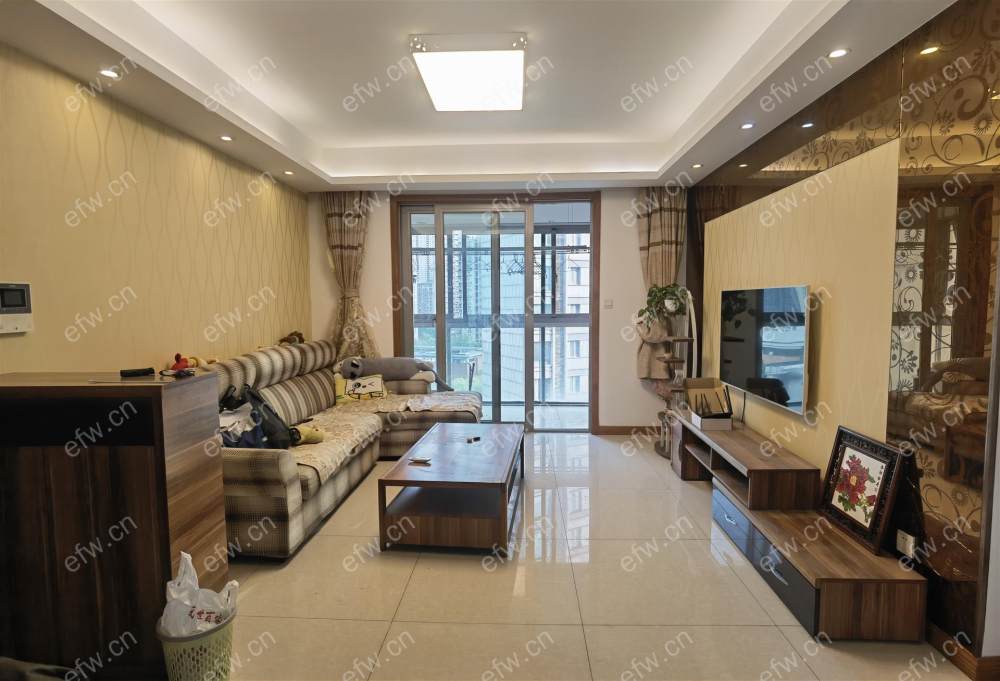 蔚蓝观邸精装3室  随时看房 拎包入住